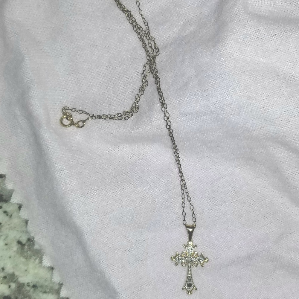 SOLD DO NOT BUY10kt white and yellow gold necklace